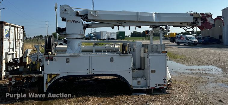 image for item OF9782 Altec DM45TR digger derrick bed