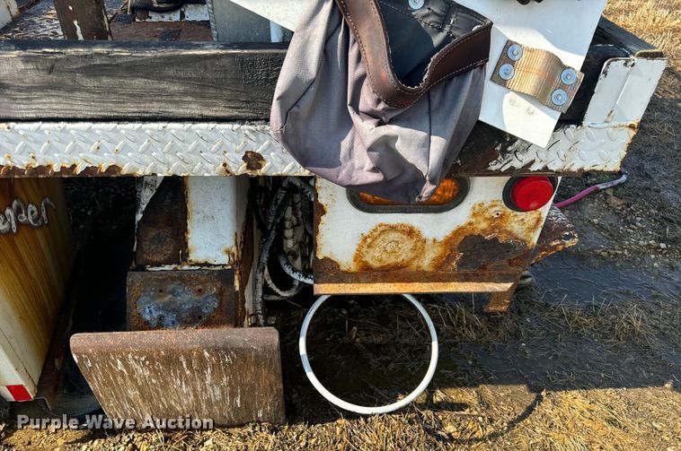 image for item OF9782 Altec DM45TR digger derrick bed