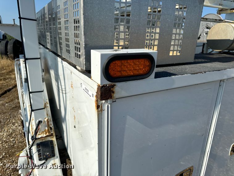 image for item OF9782 Altec DM45TR digger derrick bed