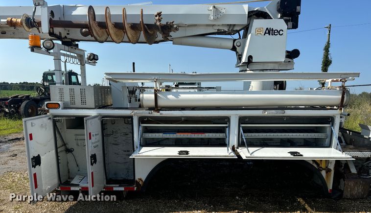 image for item OF9782 Altec DM45TR digger derrick bed