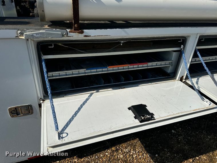 image for item OF9782 Altec DM45TR digger derrick bed