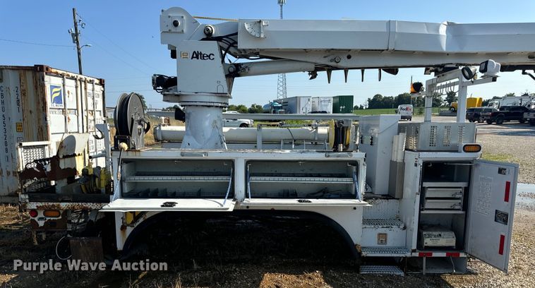 image for item OF9782 Altec DM45TR digger derrick bed