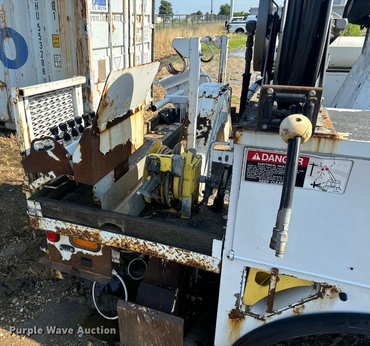 image for item OF9782 Altec DM45TR digger derrick bed