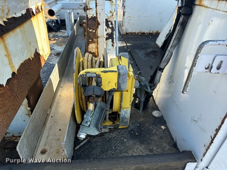 image for item OF9782 Altec DM45TR digger derrick bed