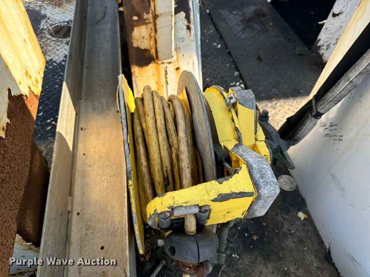 image for item OF9782 Altec DM45TR digger derrick bed