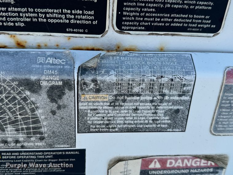 image for item OF9782 Altec DM45TR digger derrick bed