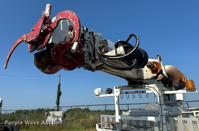 image for item OF9782 Altec DM45TR digger derrick bed