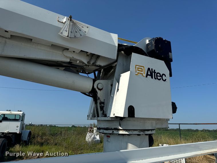 image for item OF9782 Altec DM45TR digger derrick bed