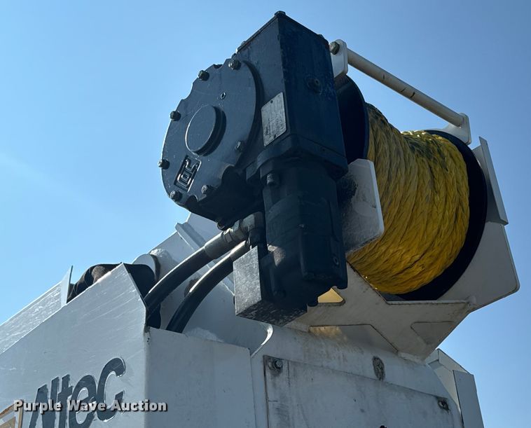 image for item OF9782 Altec DM45TR digger derrick bed