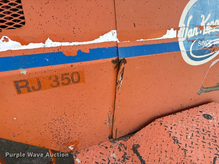 image for item OF9787 2005 Broce RJ350 broom