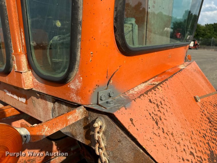 image for item OF9787 2005 Broce RJ350 broom