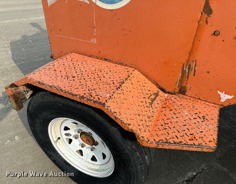 image for item OF9787 2005 Broce RJ350 broom