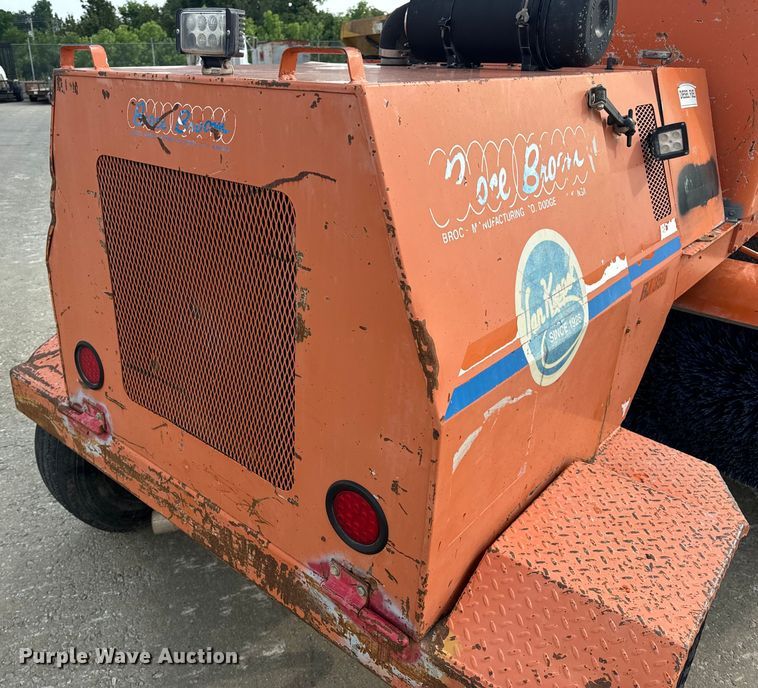 image for item OF9787 2005 Broce RJ350 broom