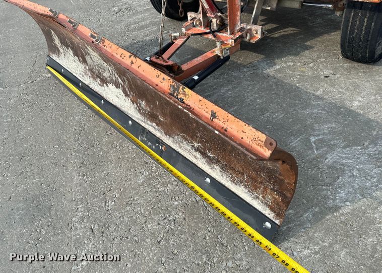 image for item OF9787 2005 Broce RJ350 broom