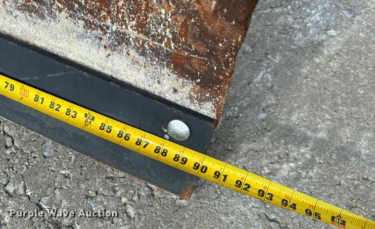 image for item OF9787 2005 Broce RJ350 broom