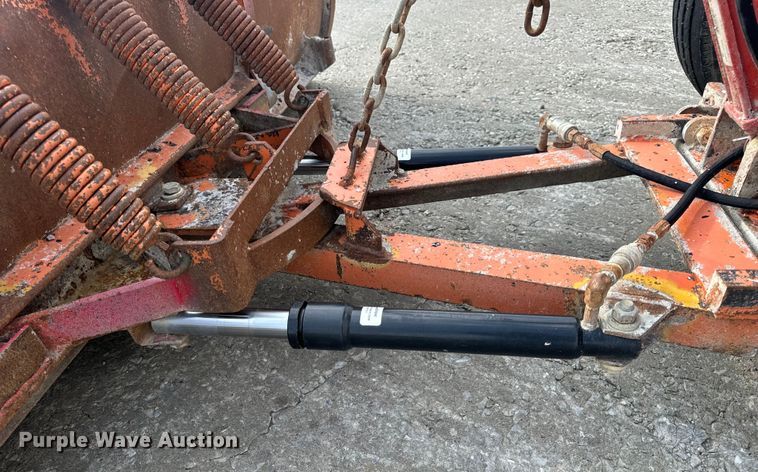 image for item OF9787 2005 Broce RJ350 broom