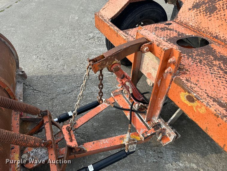 image for item OF9787 2005 Broce RJ350 broom