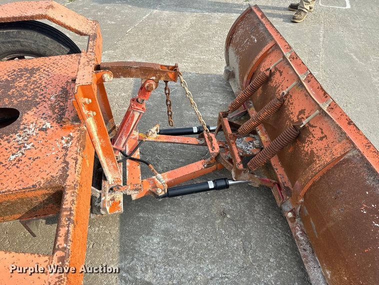 image for item OF9787 2005 Broce RJ350 broom