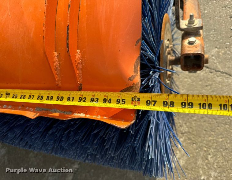 image for item OF9787 2005 Broce RJ350 broom