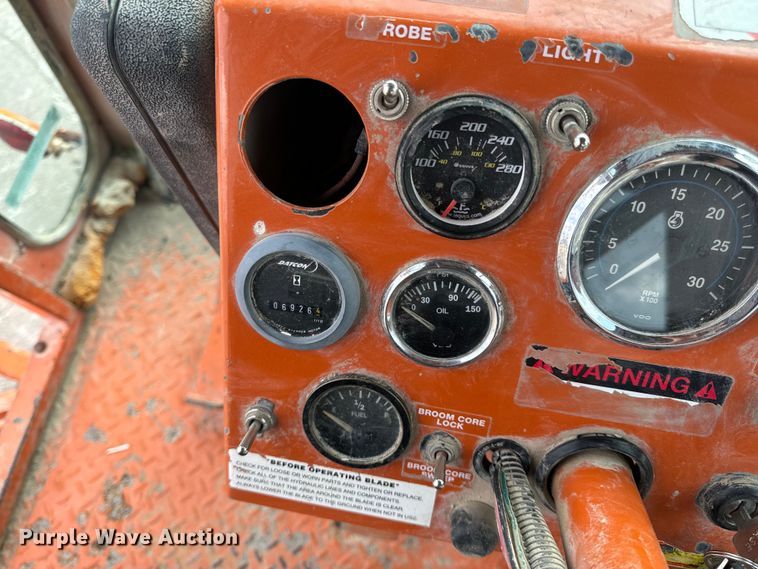 image for item OF9787 2005 Broce RJ350 broom