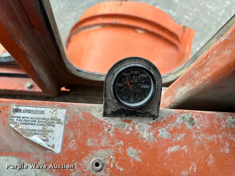 image for item OF9787 2005 Broce RJ350 broom