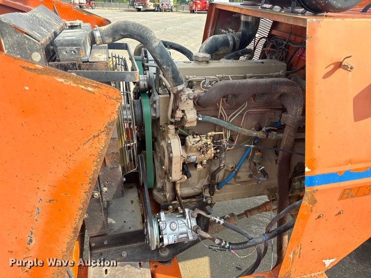 image for item OF9787 2005 Broce RJ350 broom