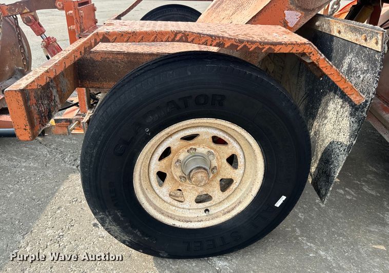 image for item OF9787 2005 Broce RJ350 broom