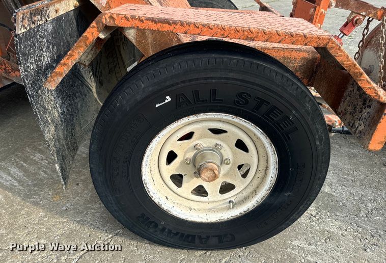 image for item OF9787 2005 Broce RJ350 broom