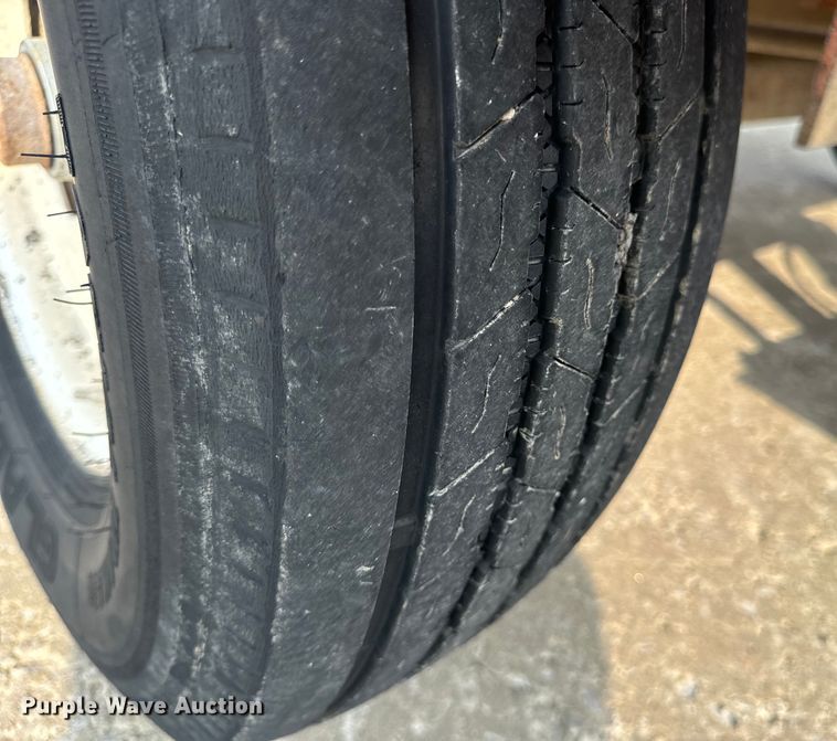 image for item OF9787 2005 Broce RJ350 broom