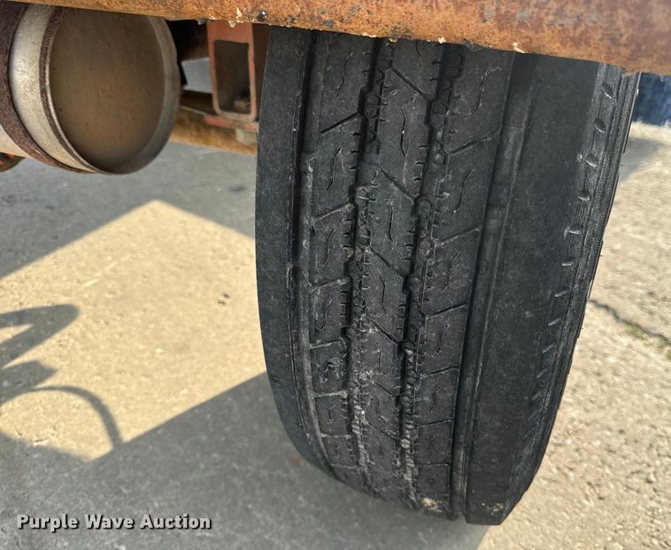 image for item OF9787 2005 Broce RJ350 broom