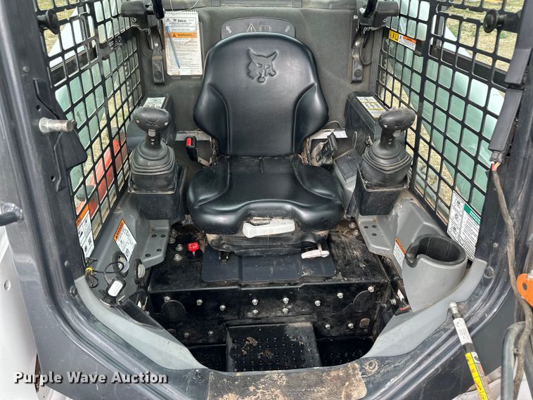 image for item OL9669 2019 Bobcat S650 skid steer loader