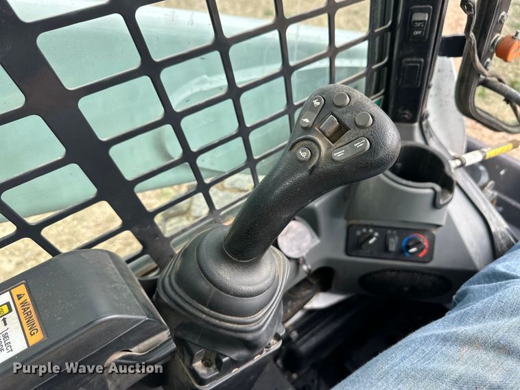 image for item OL9669 2019 Bobcat S650 skid steer loader