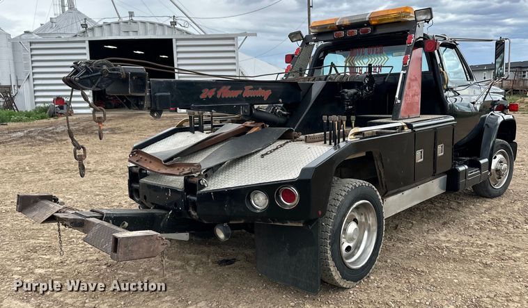 image for item OL9670 1987 Chevrolet C70 tow truck