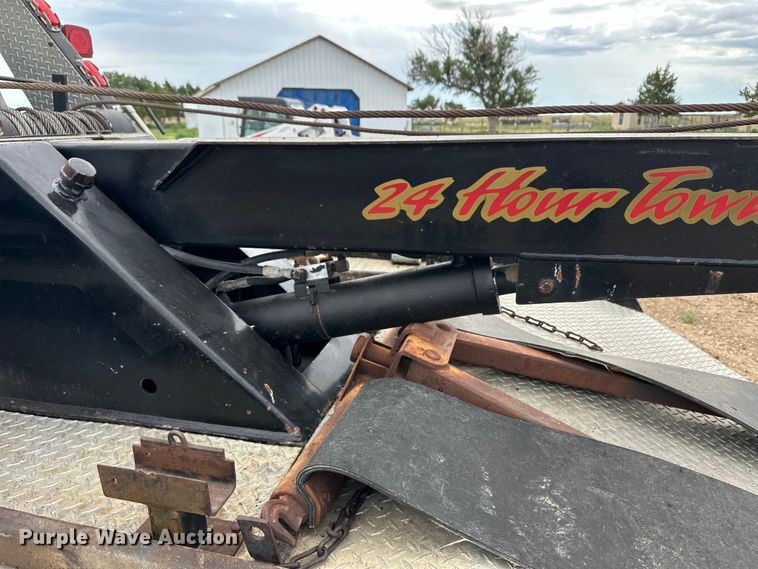 image for item OL9670 1987 Chevrolet C70 tow truck