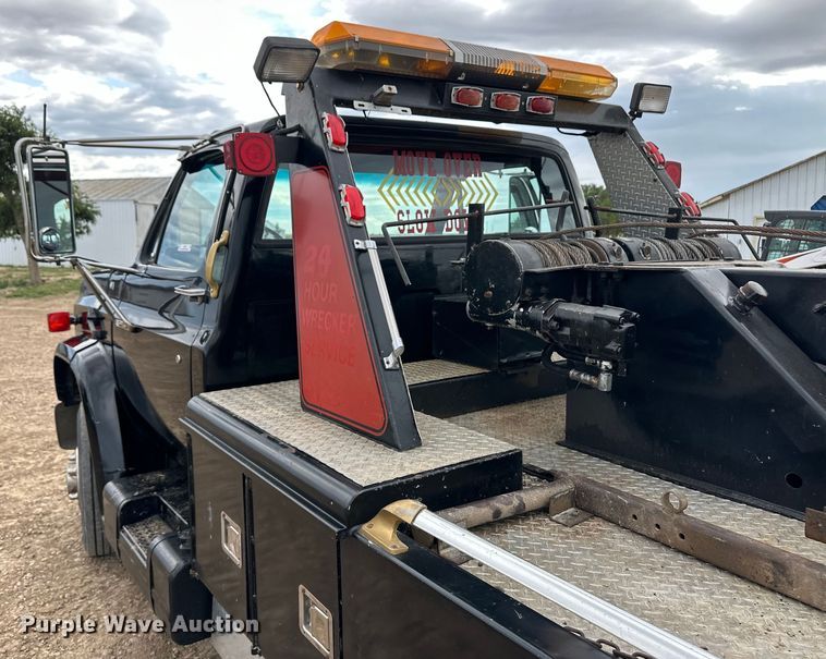 image for item OL9670 1987 Chevrolet C70 tow truck