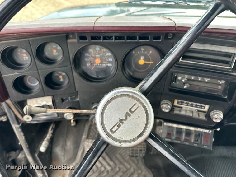 image for item OL9670 1987 Chevrolet C70 tow truck