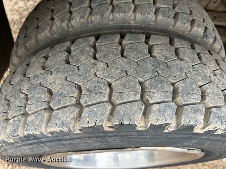 image for item OL9670 1987 Chevrolet C70 tow truck