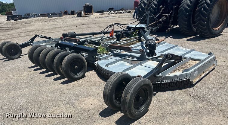 image for item OL9676 Modern Predator batwing rotary mower