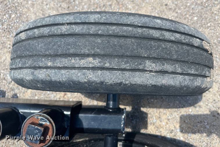 image for item OL9676 Modern Predator batwing rotary mower