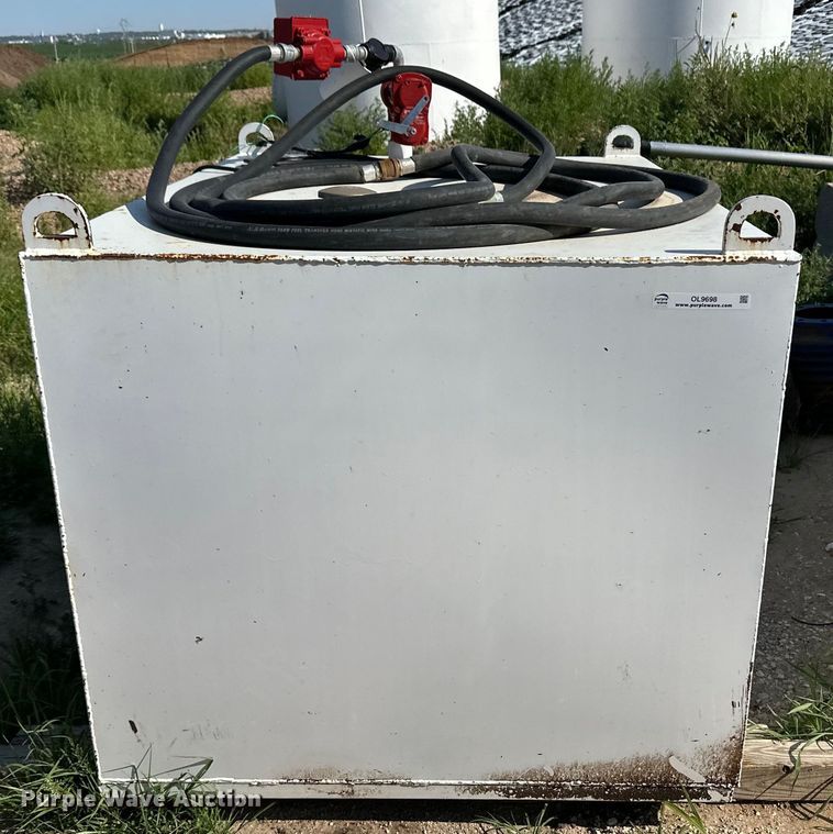 image for item OL9698 Fuel tank