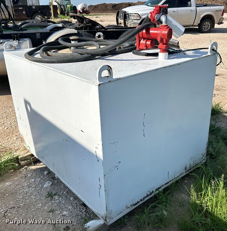 image for item OL9698 Fuel tank