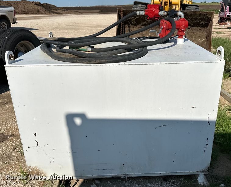 image for item OL9698 Fuel tank