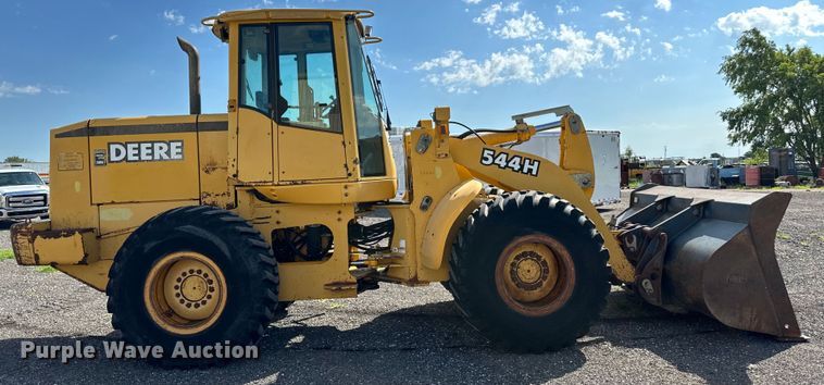 image for item OL9702 1998 John Deere 544H wheel loader