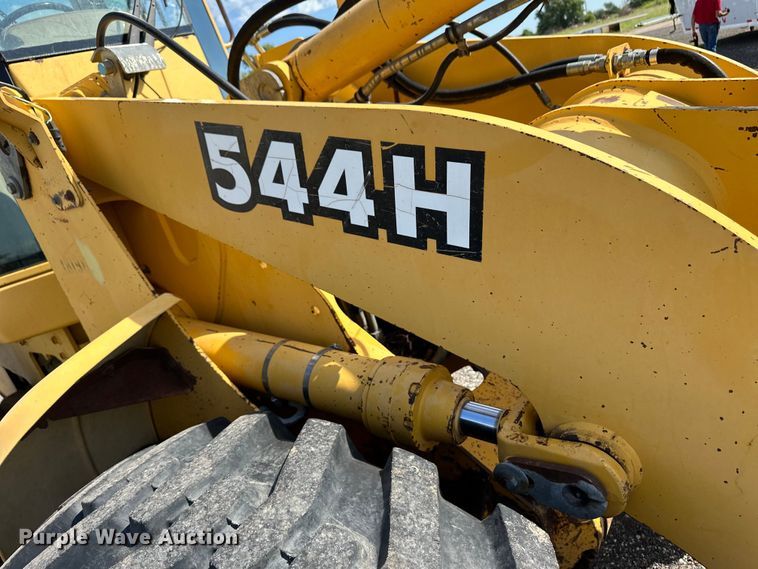 image for item OL9702 1998 John Deere 544H wheel loader