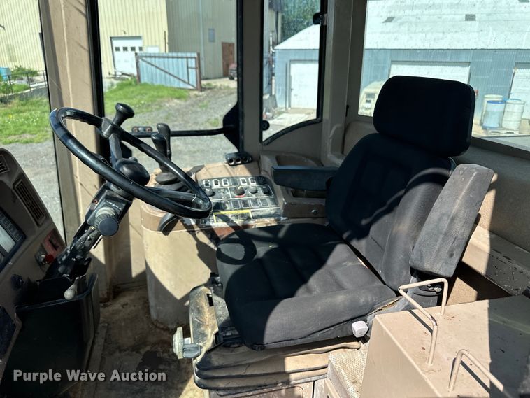 image for item OL9702 1998 John Deere 544H wheel loader