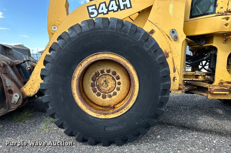 image for item OL9702 1998 John Deere 544H wheel loader