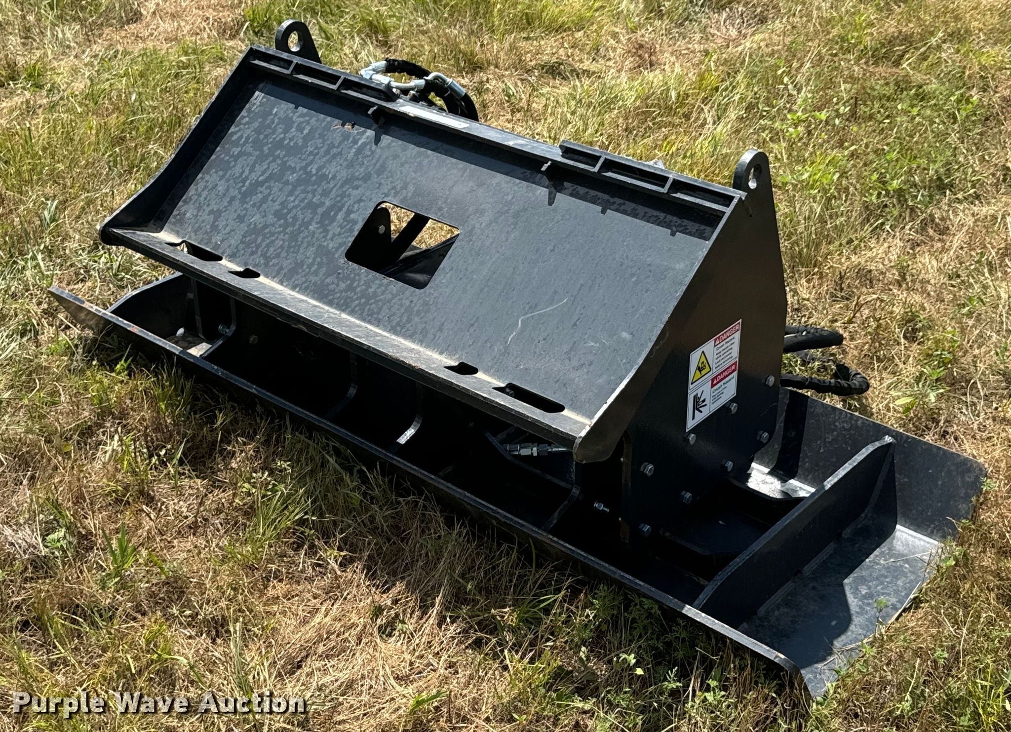 2023 LandHonor VPC1172W skid steer plate compactor in Yates Center