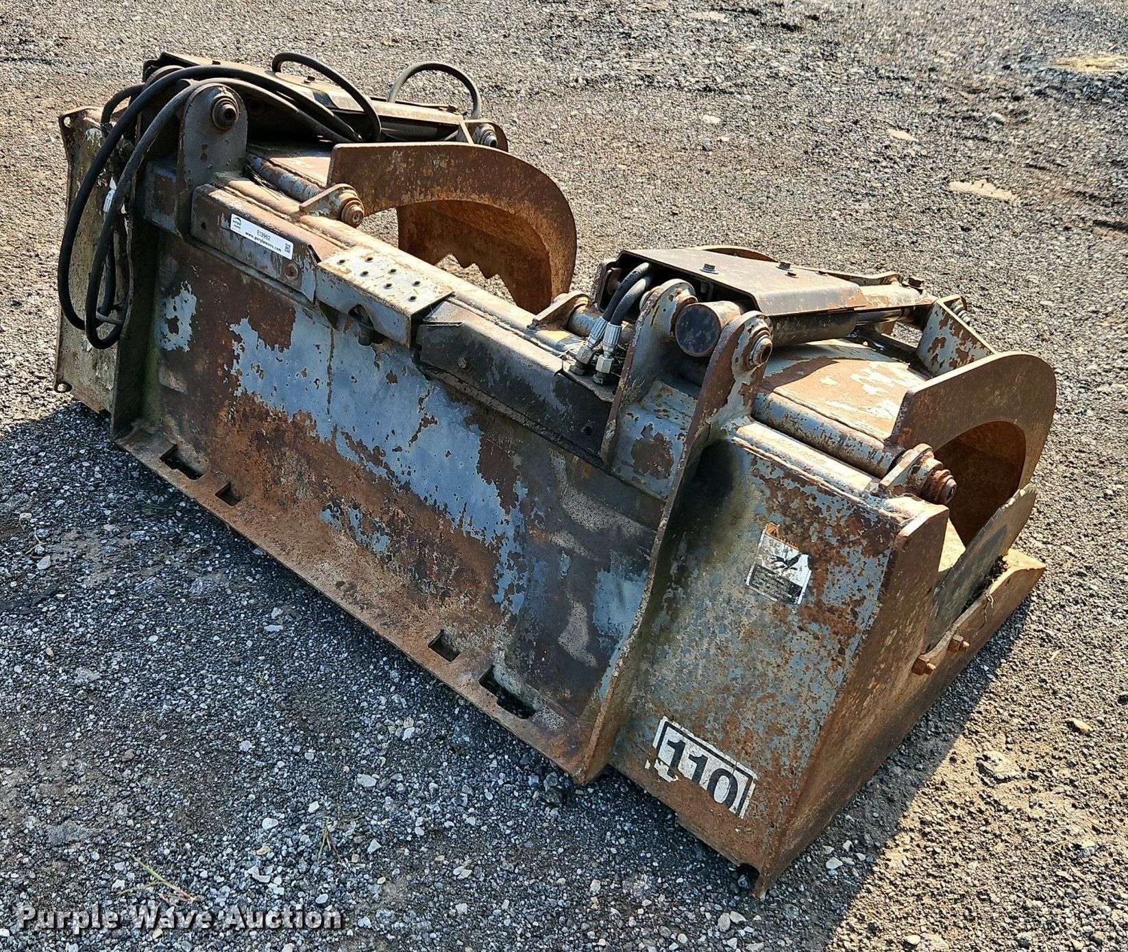FFC Attachments LAF5266 skid steer grapple bucket in Holden, MO Item