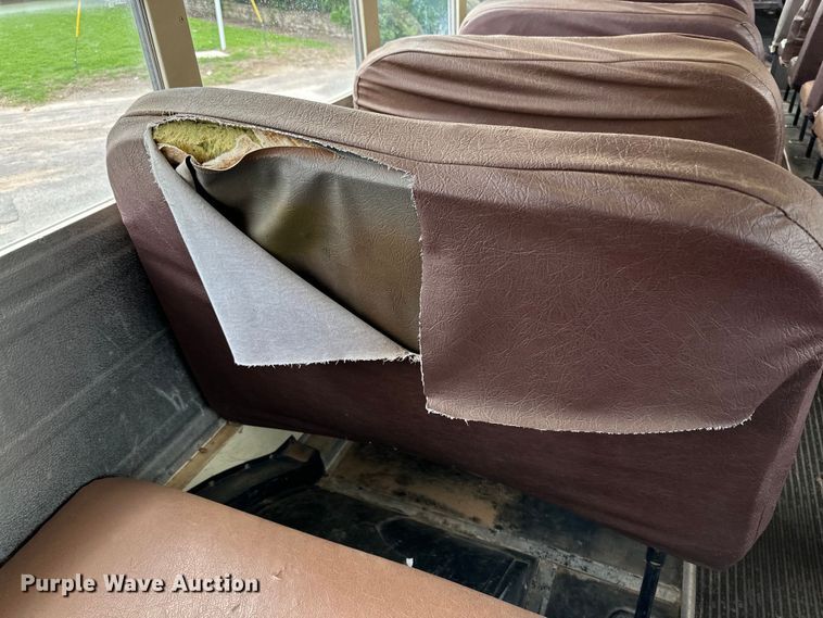 image for item DG4420 1991 Chevrolet B60 school bus