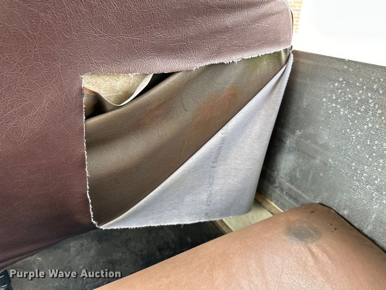 image for item DG4420 1991 Chevrolet B60 school bus